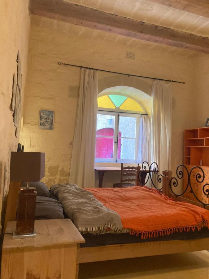 Peaceful Farmhouse Stay With Cozy Yard อาร์บ ภายนอก รูปภาพ