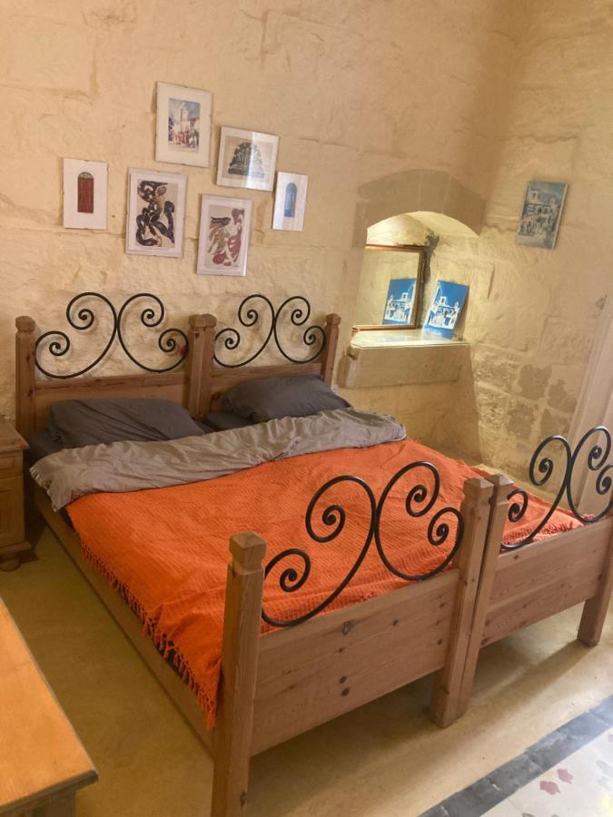 Peaceful Farmhouse Stay With Cozy Yard อาร์บ ภายนอก รูปภาพ